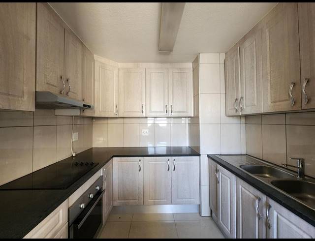 3 BEDROOM PROPERTY TO RENT IN NORTH BEACH